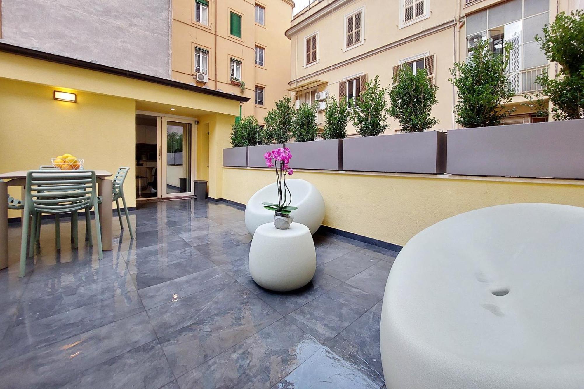 Ych-Casa Indipendente In Zona Prati Apartment Rome Bagian luar foto