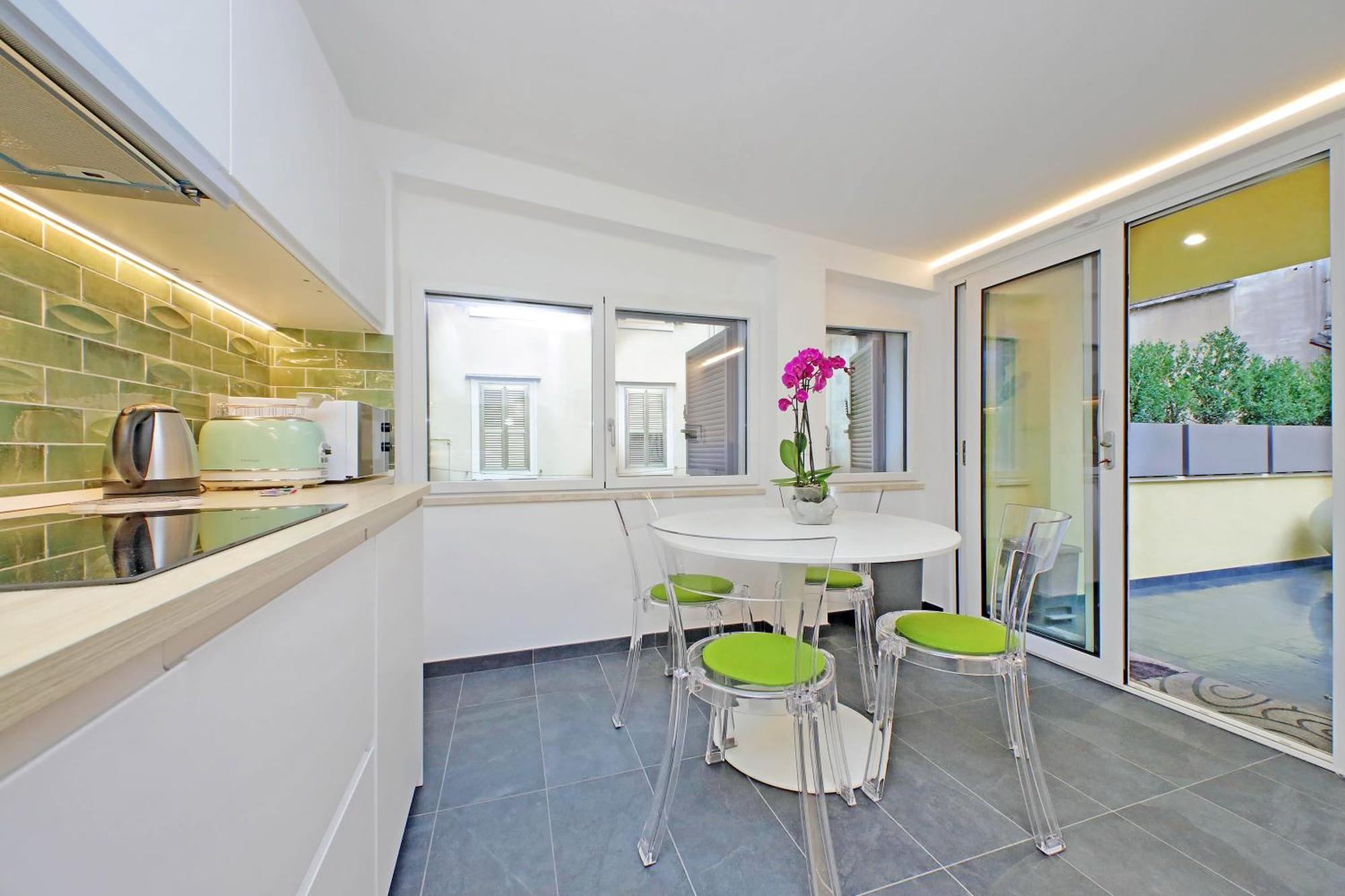 Ych-Casa Indipendente In Zona Prati Apartment Rome Bagian luar foto