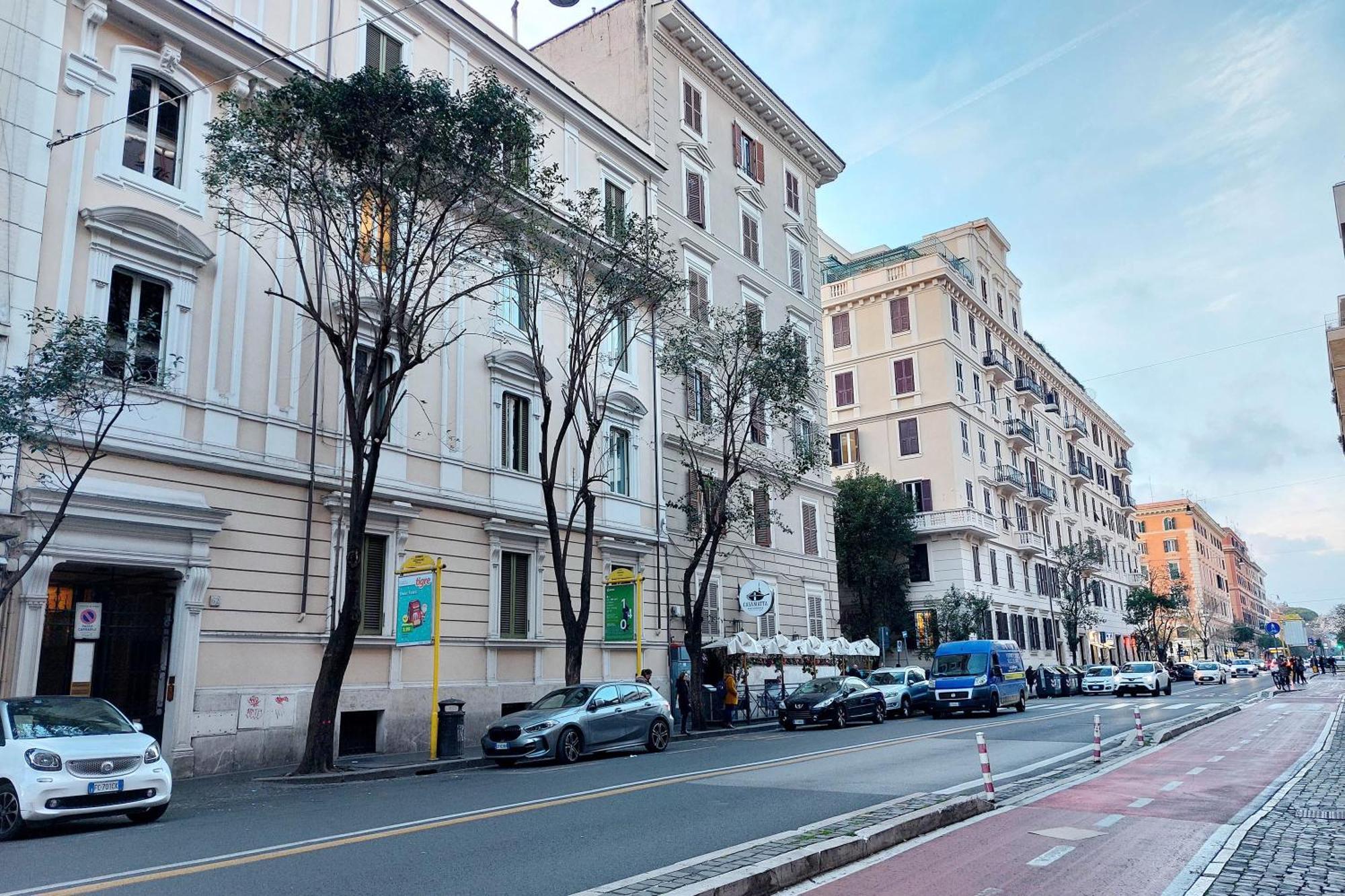 Ych-Casa Indipendente In Zona Prati Apartment Rome Bagian luar foto