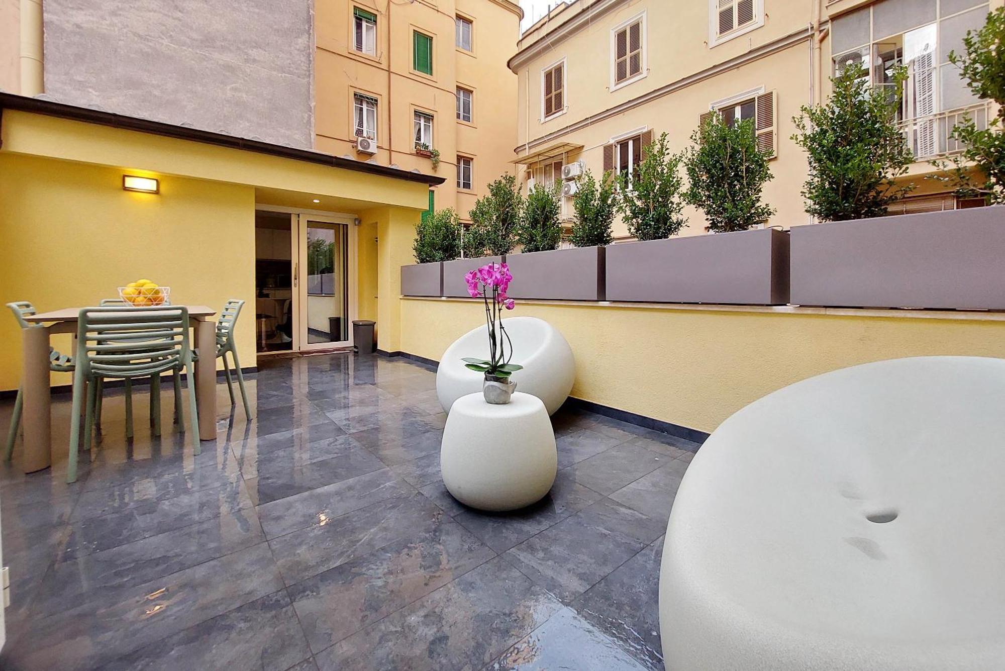 Ych-Casa Indipendente In Zona Prati Apartment Rome Bagian luar foto